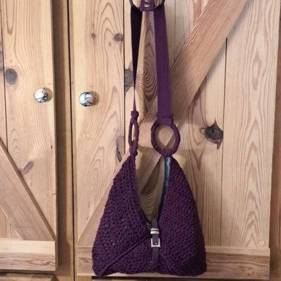 Hand Crafted Crochet Purse Bag Triangle Purse Tote Hobo Shoulder Essential - Picture 1 of 14